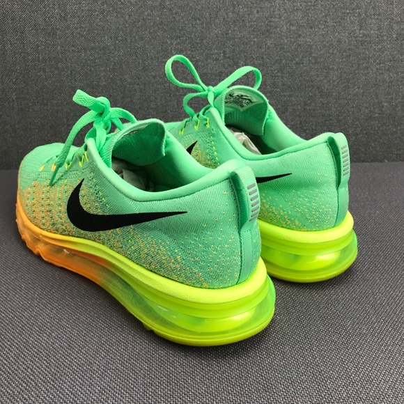 Nike Flyknit Max 360 Crimson 620469-300 SZ 10.5 - Picture 4 of 7